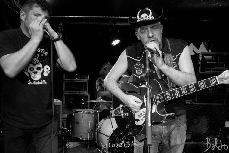 rocker-k-combus201_22_2006-058